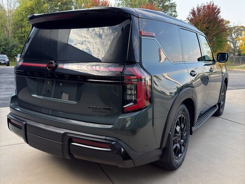 New 2026 Nissan Armada PRO-4X w/ Captain's Chari Seat Package image 5
