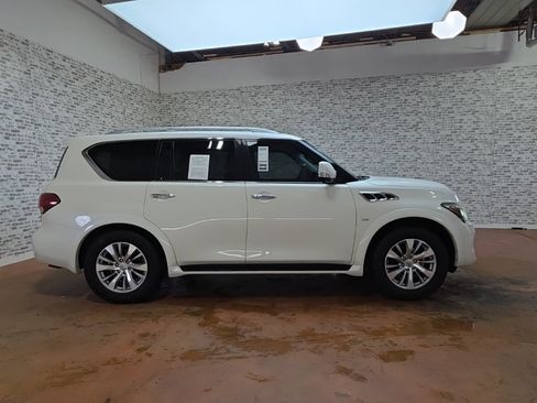 Used 2016 INFINITI QX80 Base image 6