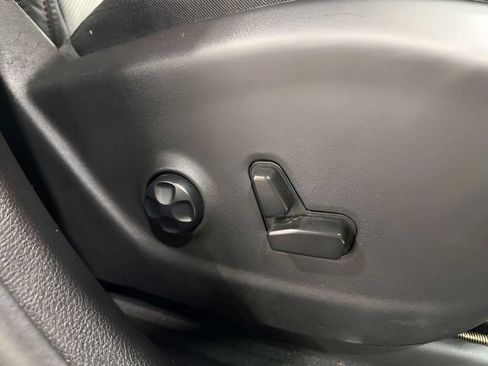 Used 2021 Jeep Cherokee Trailhawk AWD/4WD image 12