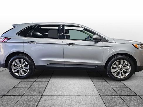 Used 2024 Ford Edge Titanium image 4