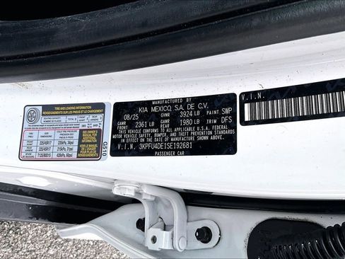 Used 2025 Kia K4 EX FWD image 36