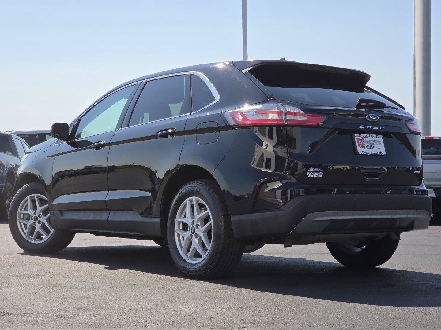 Used 2023 Ford Edge SEL w/ Convenience Package AWD/4WD image 16