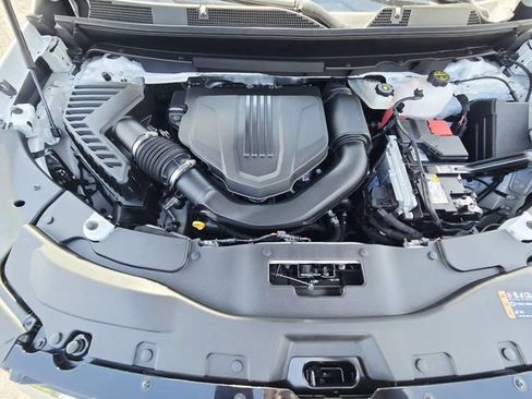 New 2026 Chevrolet Traverse LT w/ Driver Confidence Package AWD/4WD image 18
