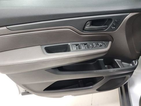 Used 2018 Honda Odyssey EX-L image 23
