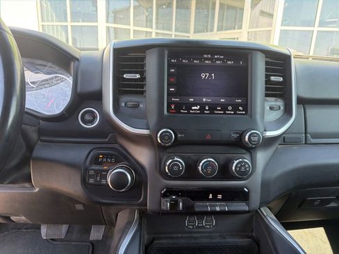 Used 2021 RAM 1500 Big Horn AWD/4WD image 16