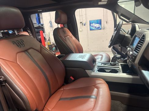 Used 2018 Ford F150 King Ranch w/ Equipment Group 601A Luxury AWD/4WD image 23