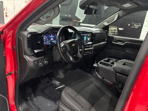Certified 2026 Chevrolet Silverado 1500 LT AWD/4WD image 11