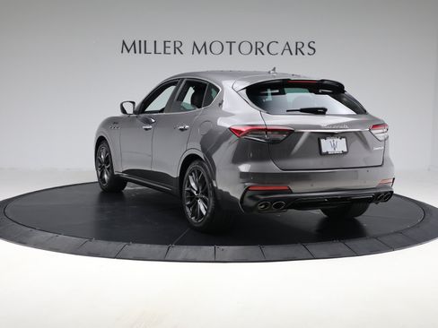 Used 2022 Maserati Levante Modena AWD/4WD image 4