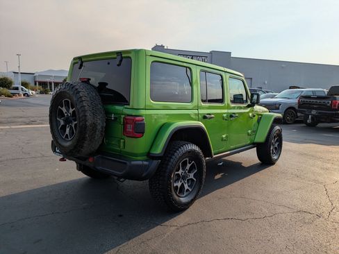Used 2018 Jeep Wrangler Unlimited Rubicon AWD/4WD image 3