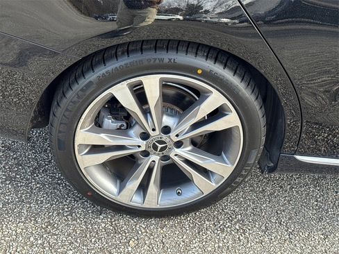 Used 2017 Mercedes-Benz C 300 Sedan image 17