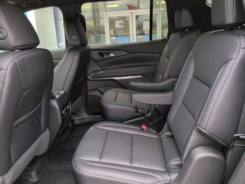 New 2026 Chevrolet Traverse LT w/ LPO, Floor Liner Package image 89