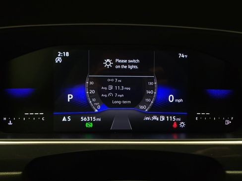 Used 2024 Volkswagen Tiguan SE R-Line FWD image 23