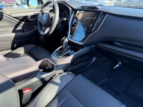 Used 2023 Subaru Outback Limited image 12