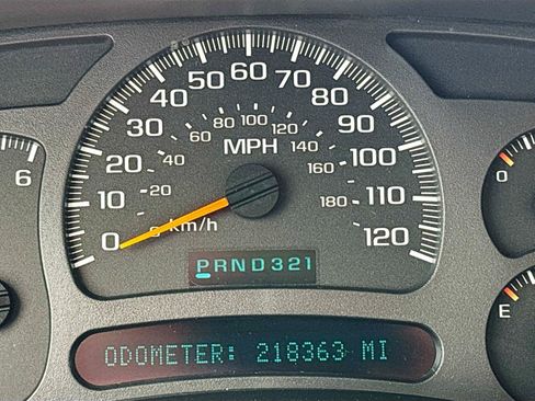 Used 2003 Chevrolet Tahoe LT AWD/4WD image 6