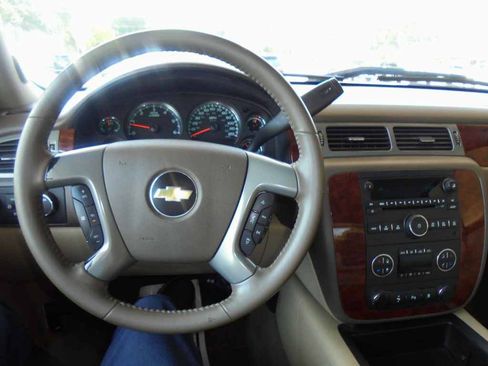 Used 2011 Chevrolet Silverado 1500 LTZ w/ LTZ Plus Package AWD/4WD image 6