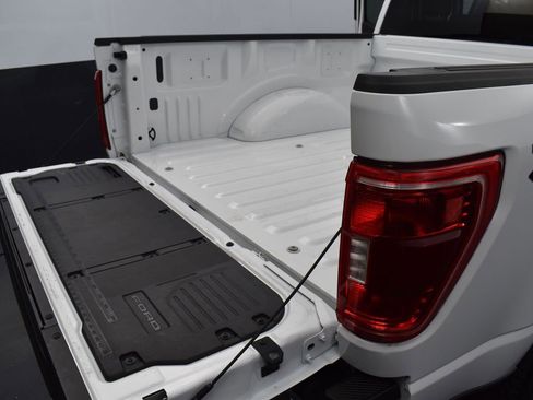 Certified 2022 Ford F150 XLT w/ XTR Package image 25