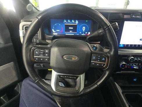 Used 2024 Ford F250 Platinum AWD/4WD image 10
