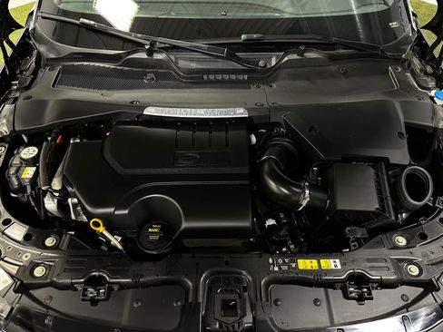 Used 2022 Land Rover Range Rover Evoque R-Dynamic S image 33