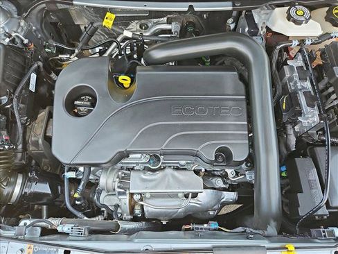 Certified 2024 Chevrolet Equinox LT FWD image 29