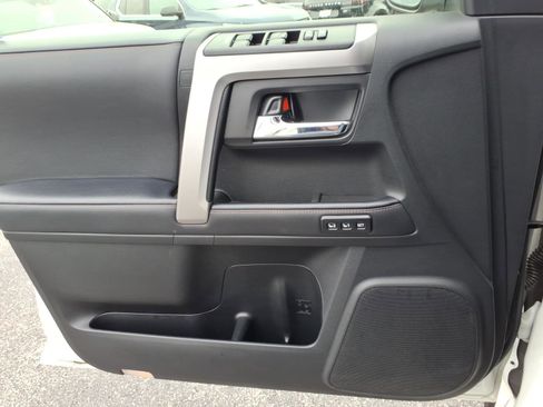 Used 2023 Toyota 4Runner Limited AWD/4WD image 24