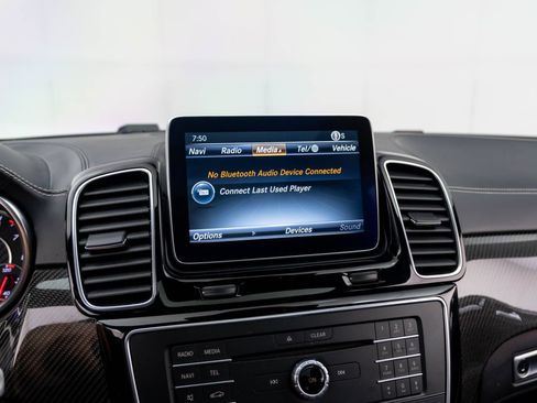 Used 2016 Mercedes-Benz GLE 63 AMG 4MATIC image 23