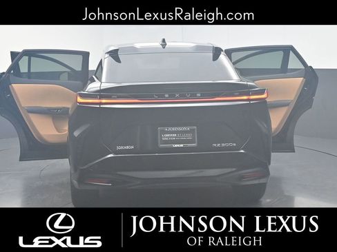 Certified 2024 Lexus RZ 300e Premium w/ Accessory Package (Z1) image 27