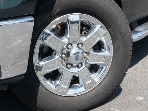 Used 2013 Ford F150 XLT w/ XLT Chrome Pkg image 2