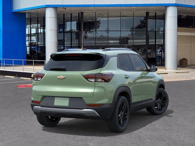 New 2026 Chevrolet TrailBlazer LT w/ Midnight Edition FWD image 4