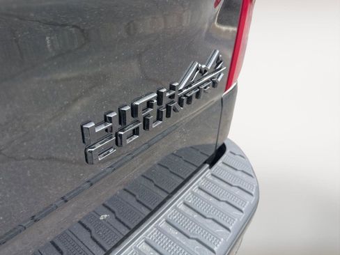 New 2026 Chevrolet Silverado 1500 High Country w/ Midnight Edition AWD/4WD image 6