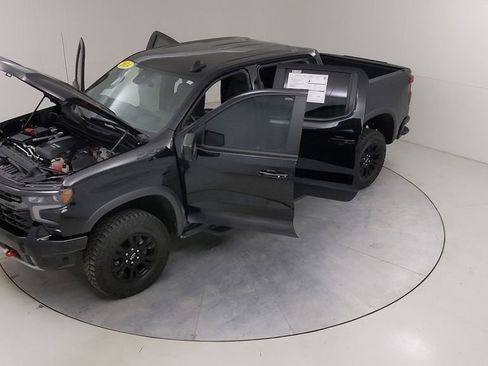 Used 2024 Chevrolet Silverado 1500 ZR2 w/ Technology Package image 56