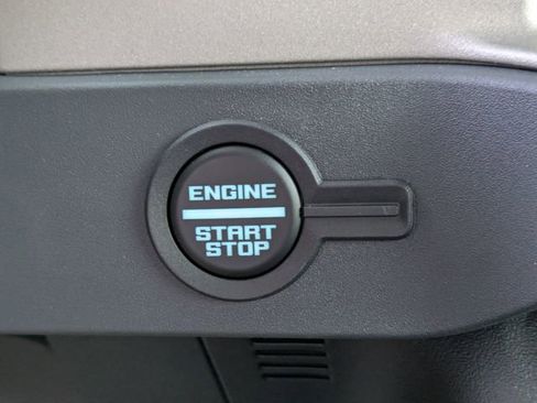 Used 2025 Ford Bronco Outer Banks AWD/4WD image 29