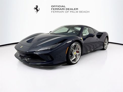 Certified 2022 Ferrari F8 Tributo image 3