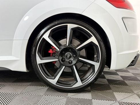 Used 2019 Audi TT RS AWD/4WD image 9
