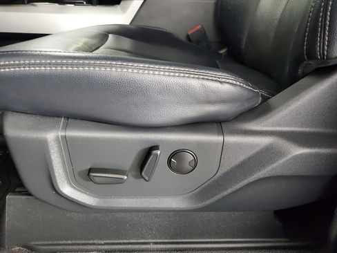 Used 2022 Ford F250 Lariat w/ Lariat Ultimate Package image 28