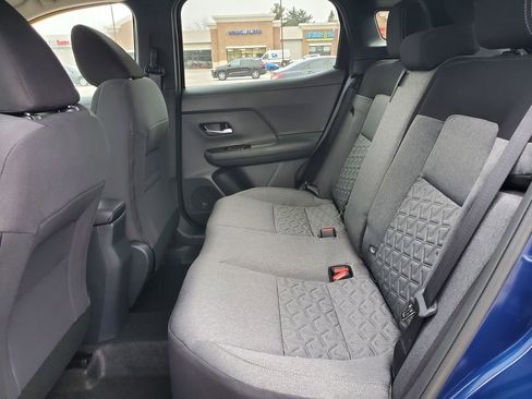 New 2026 Nissan Kicks SV image 10