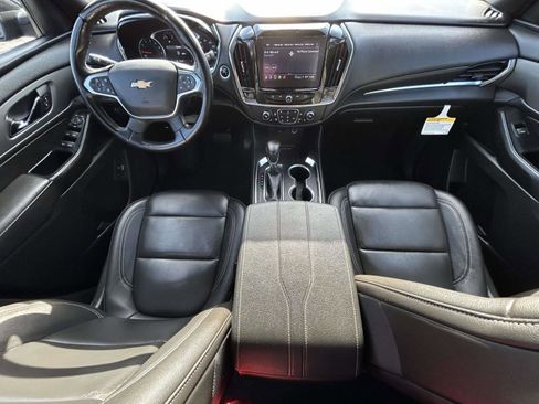 Used 2023 Chevrolet Traverse LT w/ LPO, Floor Liner Package image 13