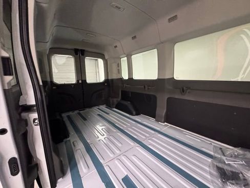 New 2026 Ford Transit 350 XL image 6