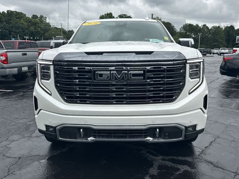 Used 2024 GMC Sierra 1500 Denali Ultimate AWD/4WD image 3