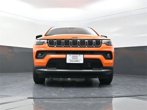 New 2026 Jeep Compass Latitude image 18