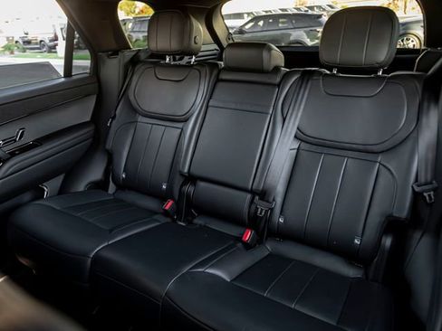 Used 2024 Land Rover Range Rover Sport Dynamic SE image 24