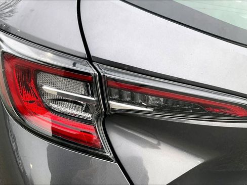 Used 2021 Toyota Corolla SE image 27