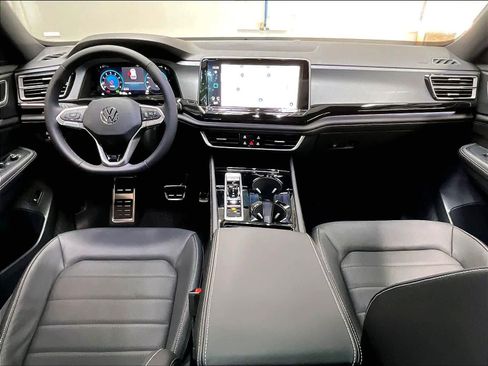 New 2026 Volkswagen Atlas Cross Sport SEL R-Line AWD/4WD image 7