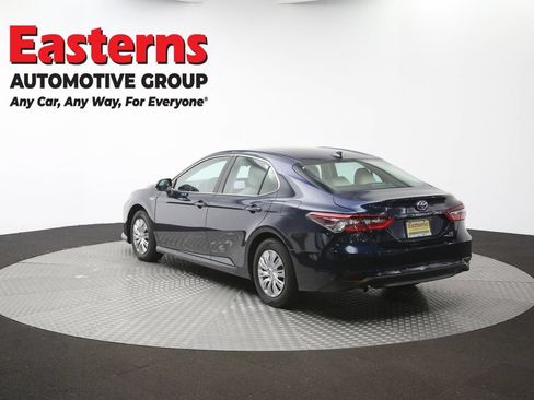 Used 2021 Toyota Camry LE FWD image 63