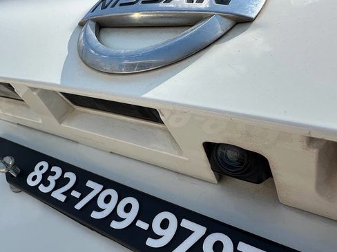 Used 2019 Nissan Rogue Sport S image 15