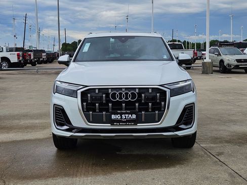 Used 2025 Audi Q7 3.0T Premium Plus AWD/4WD image 11
