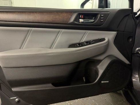Used 2019 Subaru Outback 2.5i Limited w/ Protection Package #1 AWD/4WD image 7