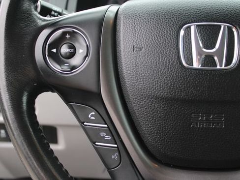 Used 2017 Honda Ridgeline RTL image 23