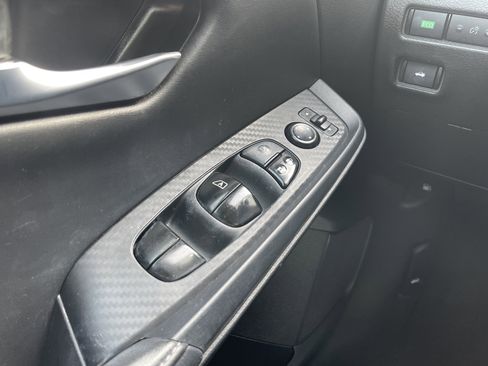 Used 2022 Nissan Sentra SV image 10