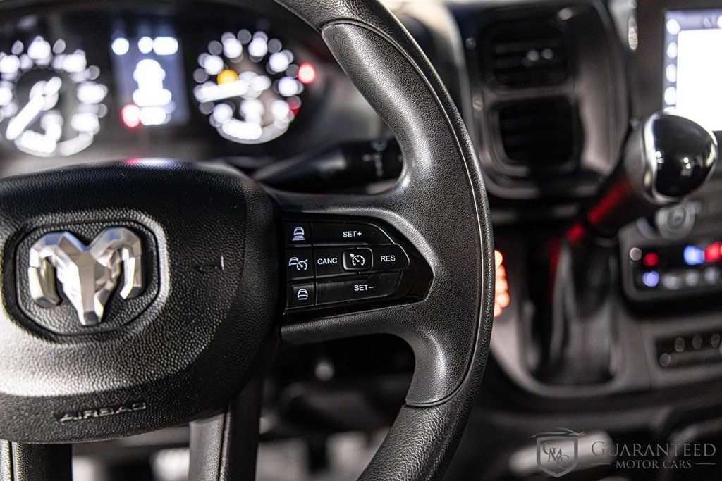 Used 2025 RAM ProMaster 2500 w/ Convenience Group FWD image 18