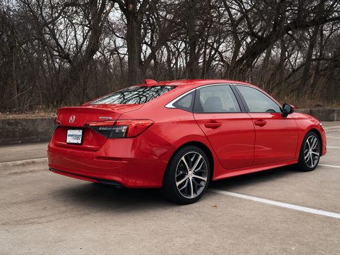 Certified 2023 Honda Civic Touring image 9